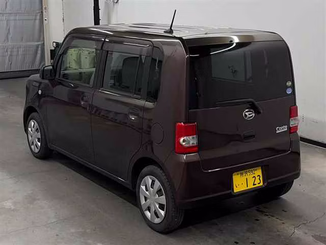 DAIHATSU MOVE CONTE