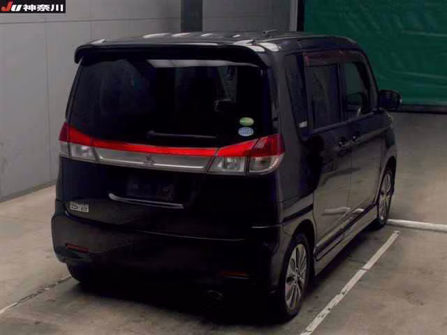 MITSUBISHI DELICA D:2