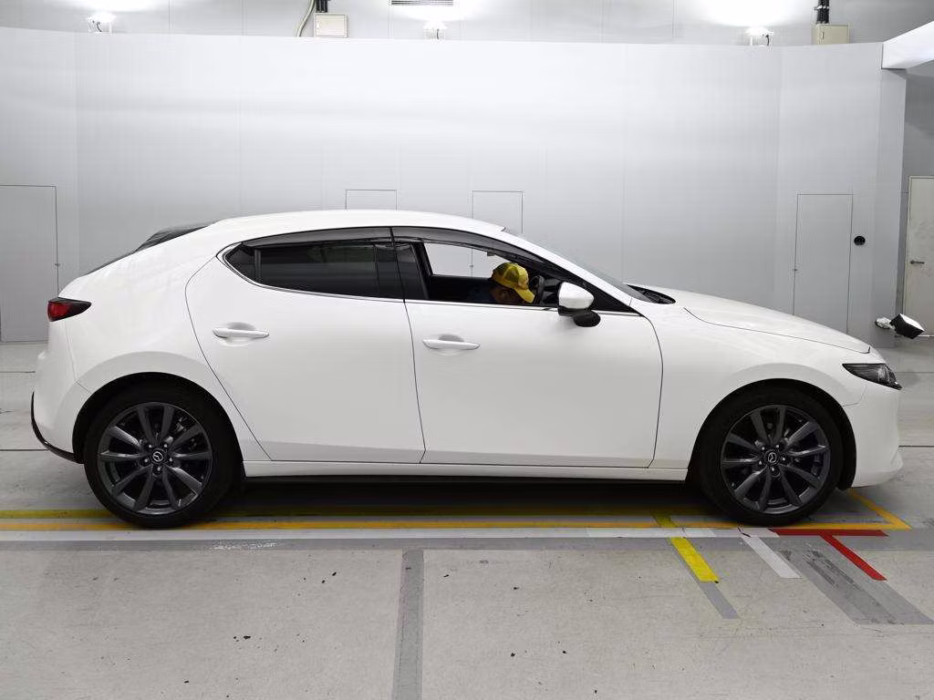 MAZDA MAZDA3