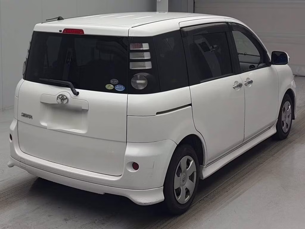 TOYOTA SIENTA
