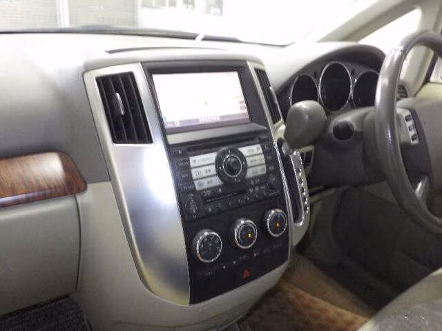 NISSAN PRESAGE