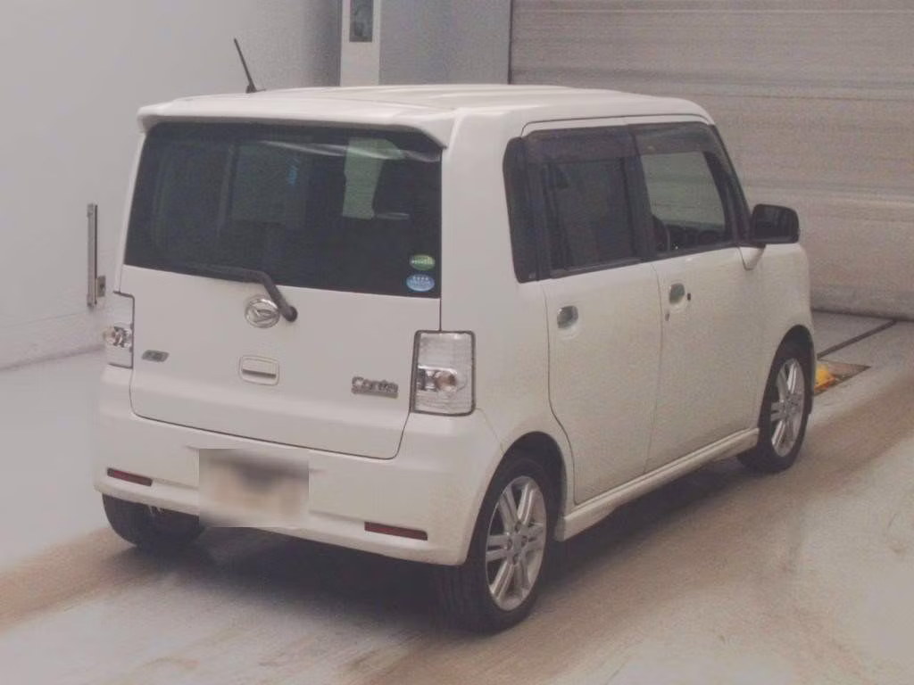 DAIHATSU MOVE CONTE