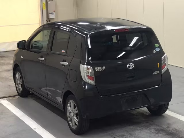 TOYOTA PIXIS EPOCH