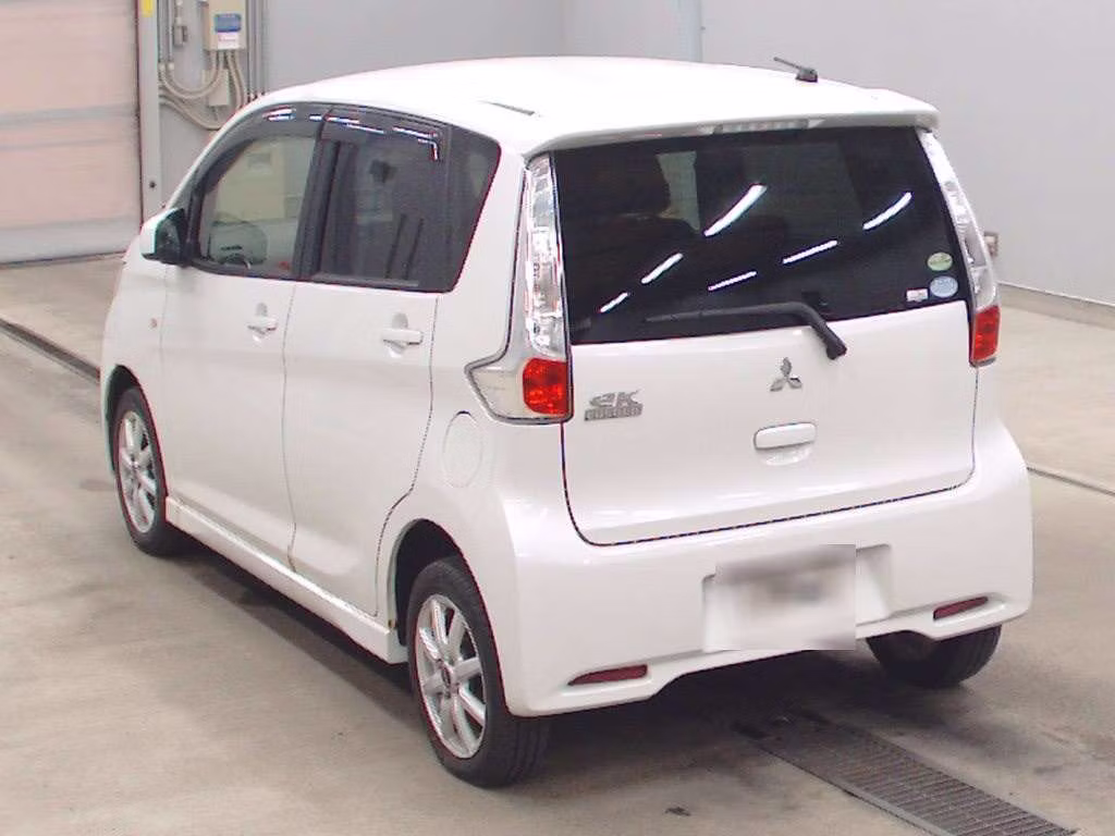 MITSUBISHI EK CUSTOM