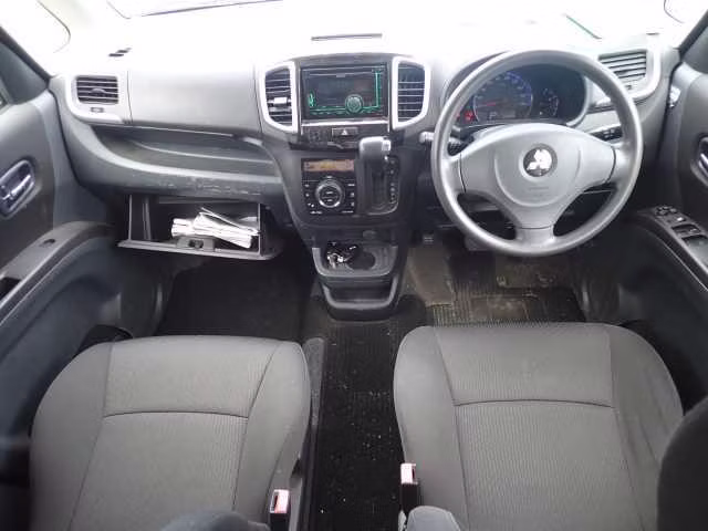 MITSUBISHI DELICA D:2