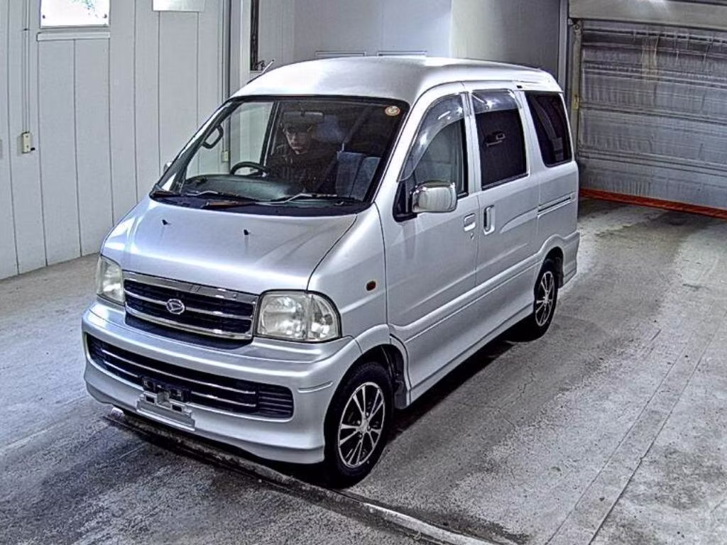 DAIHATSU ATRAI7