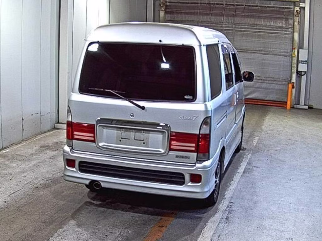 DAIHATSU ATRAI7