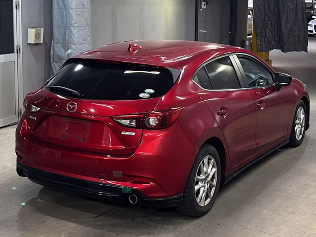 MAZDA AXELA