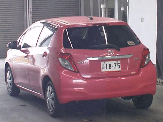 TOYOTA VITZ