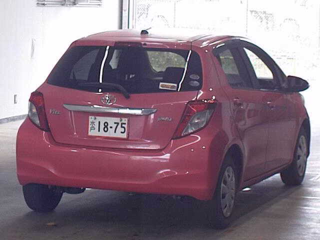 TOYOTA VITZ