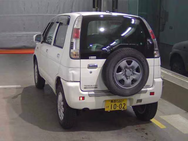 DAIHATSU TERIOS KID