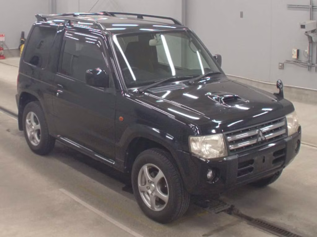 MITSUBISHI PAJERO MINI