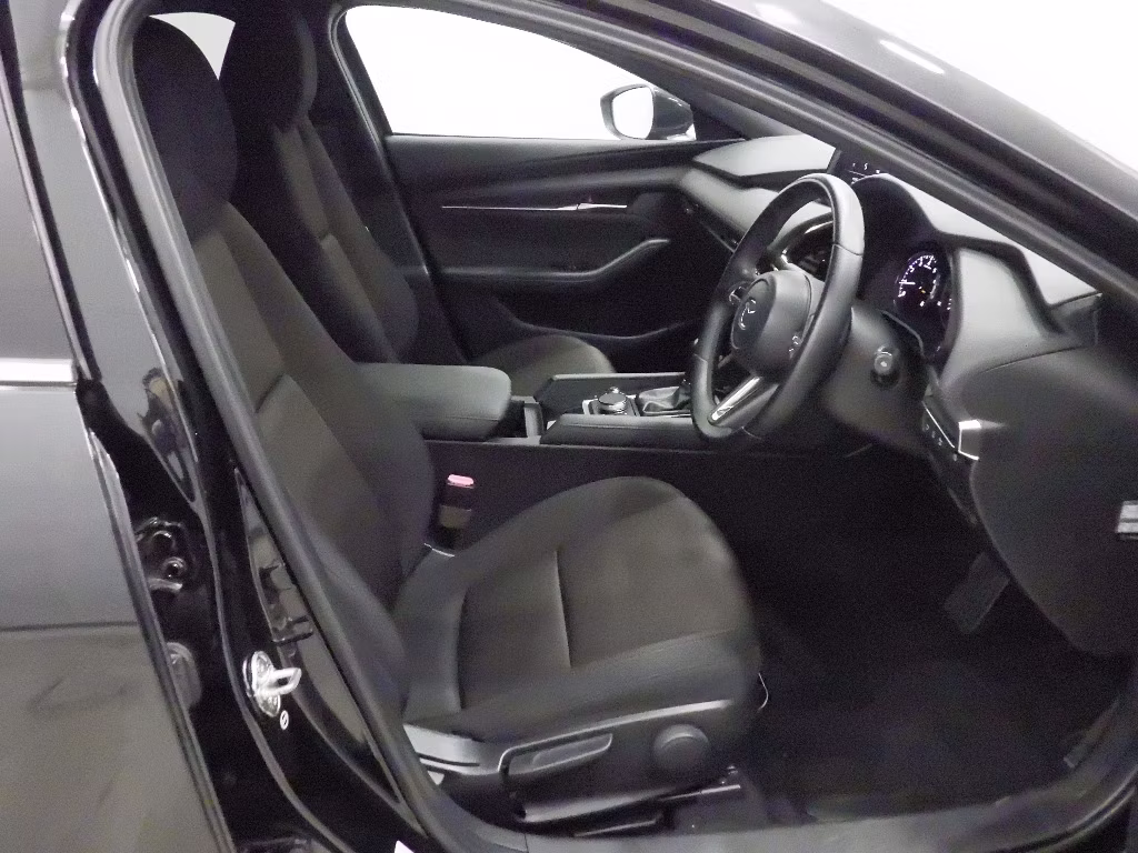 MAZDA MAZDA3
