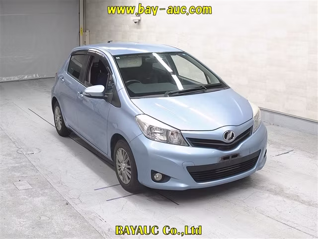 TOYOTA VITZ