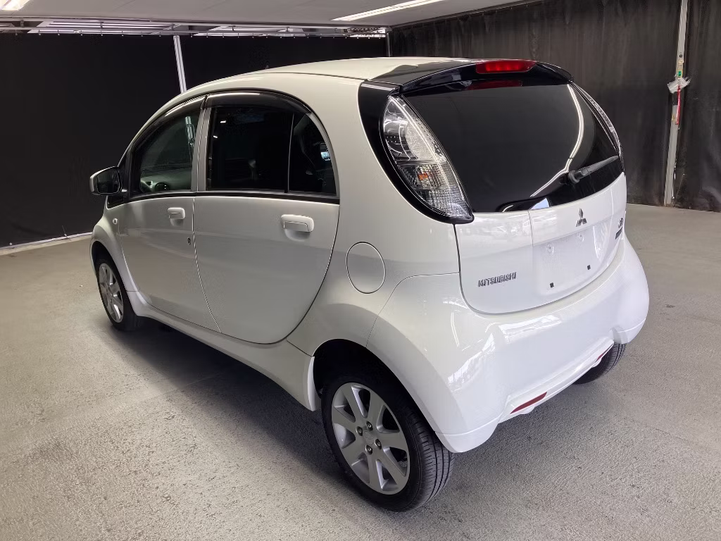 MITSUBISHI I-MIEV