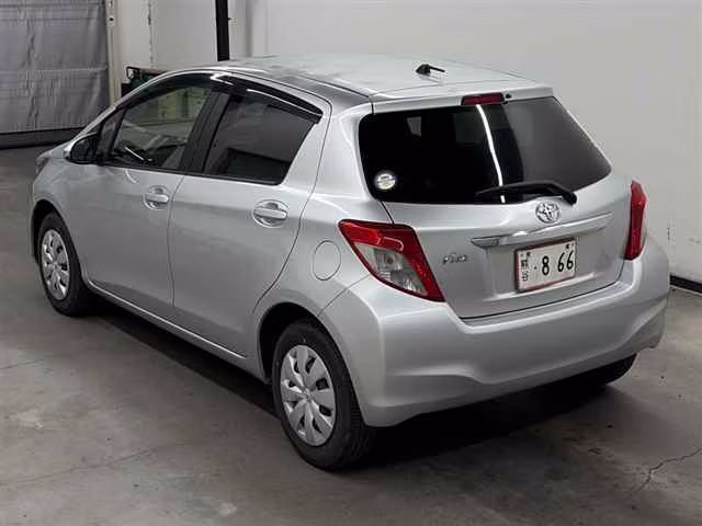TOYOTA VITZ