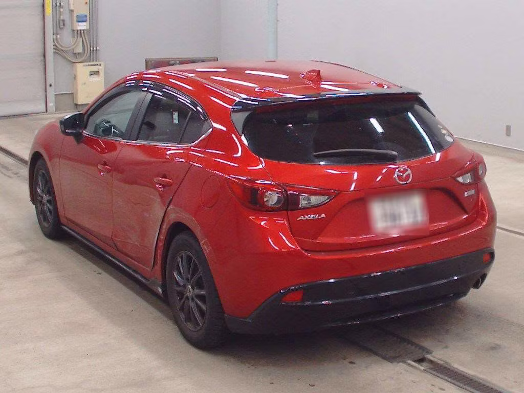 MAZDA AXELA