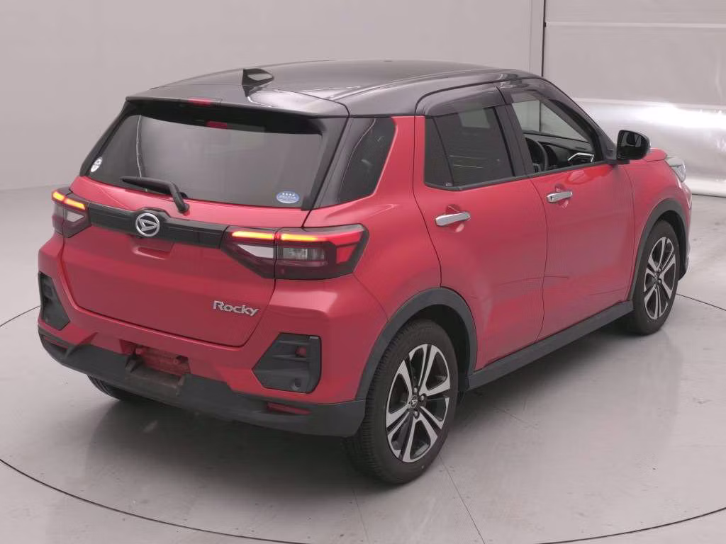 DAIHATSU ROCKY