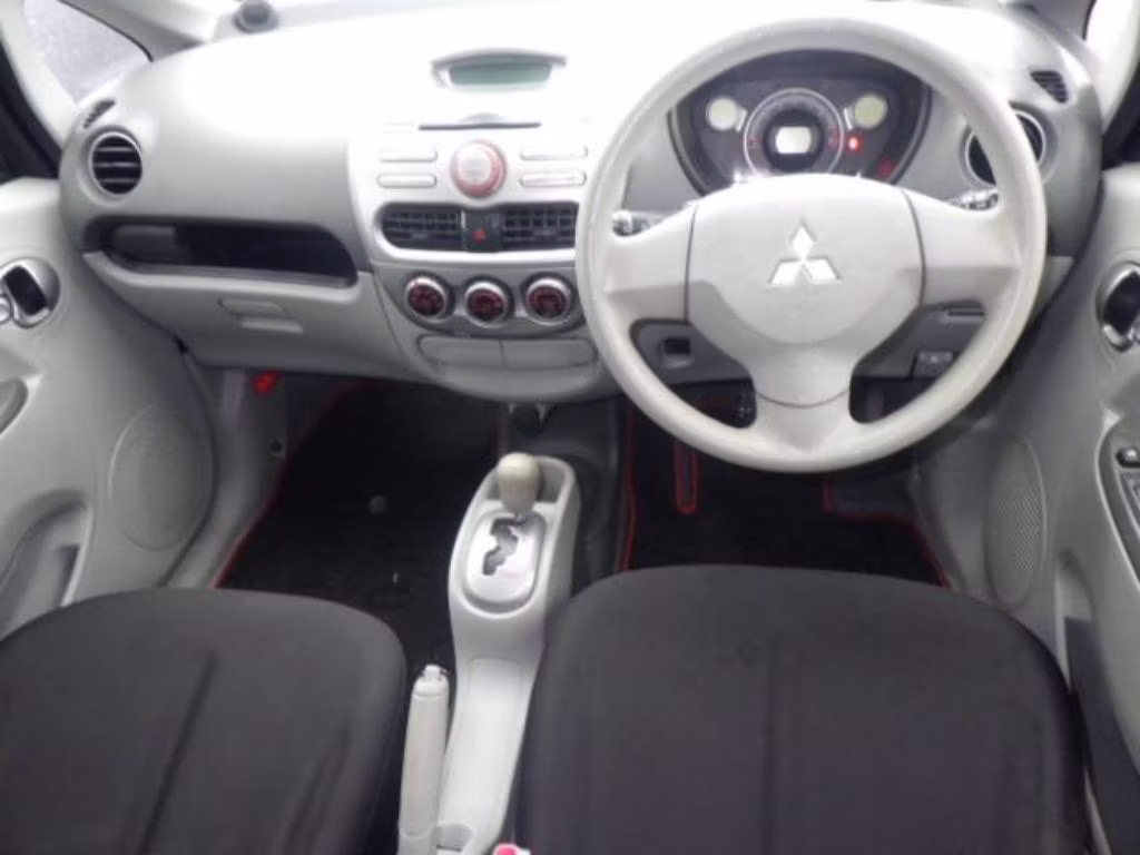 MITSUBISHI I