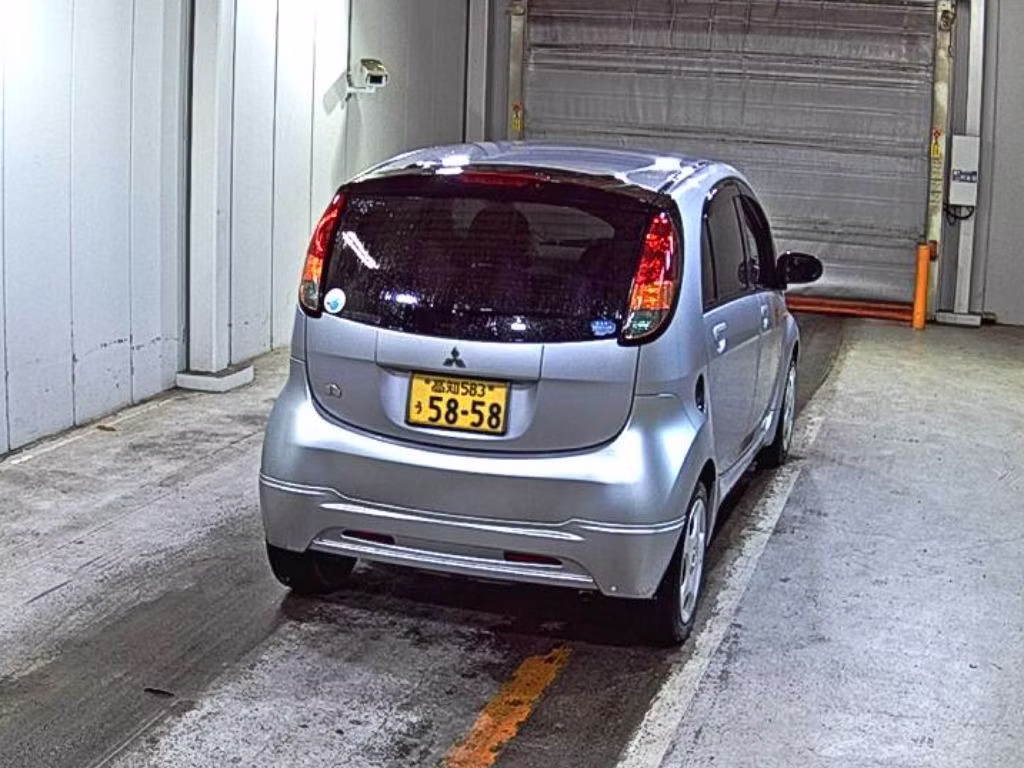 MITSUBISHI I