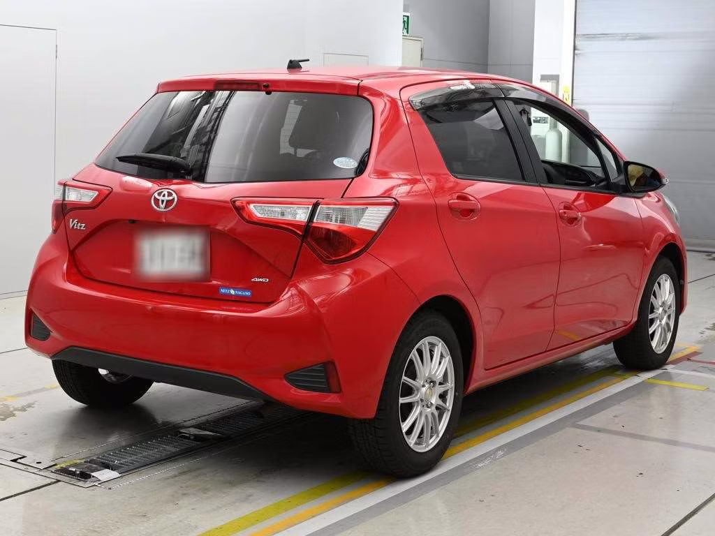 TOYOTA VITZ