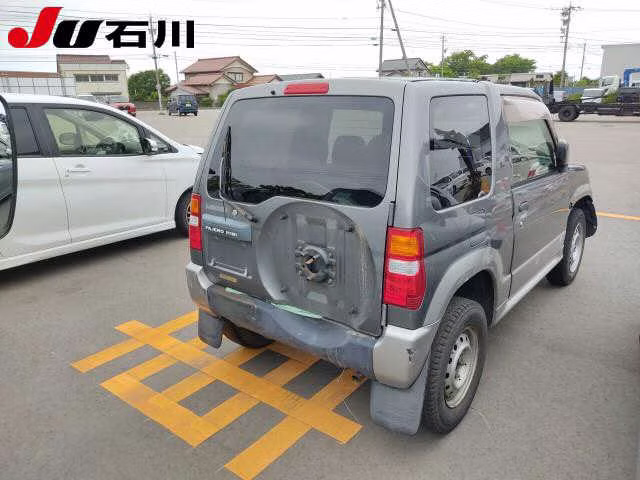 MITSUBISHI PAJERO MINI