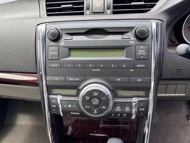 TOYOTA MARK X