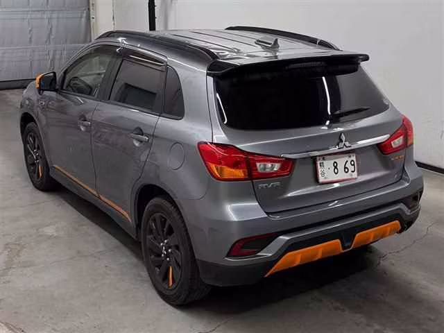 MITSUBISHI RVR