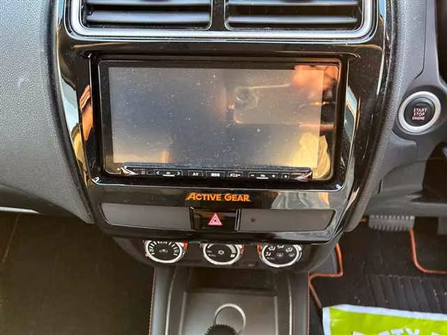 MITSUBISHI RVR