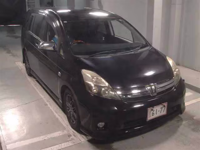 TOYOTA ISIS