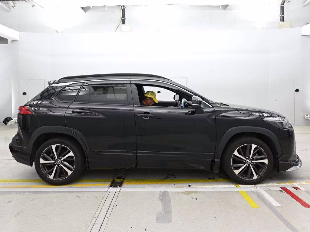 TOYOTA COROLLA CROSS