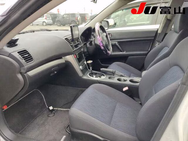 SUBARU LEGACY