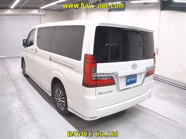 TOYOTA GRANACE