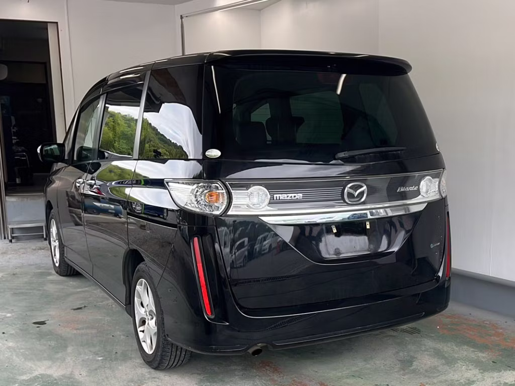 MAZDA BIANTE