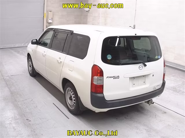 MAZDA FAMILIA