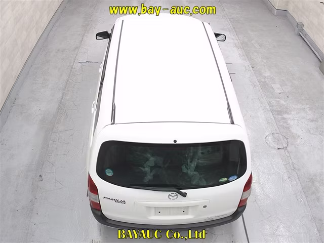 MAZDA FAMILIA