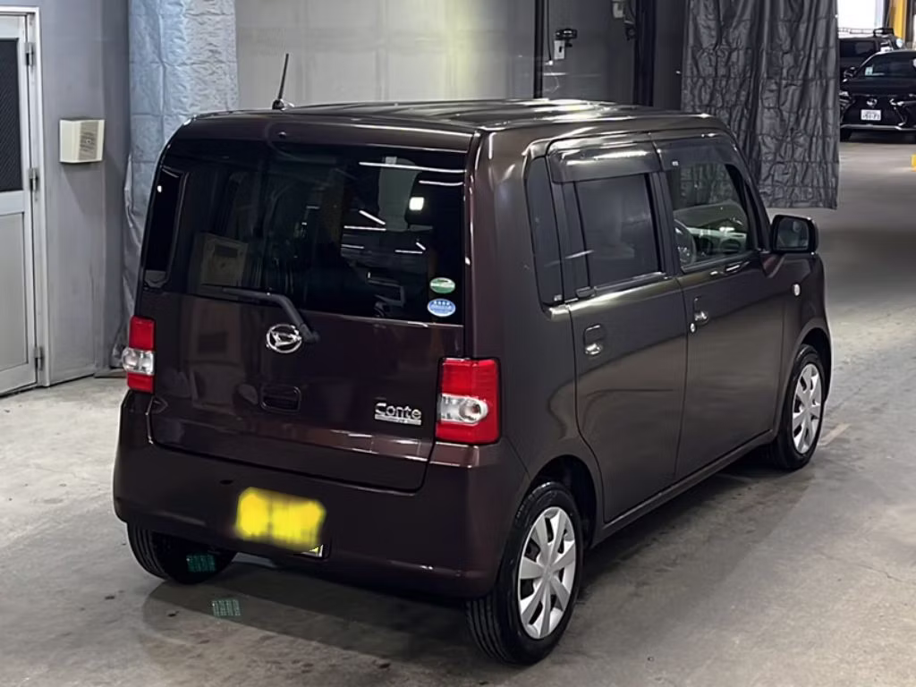DAIHATSU MOVE CONTE
