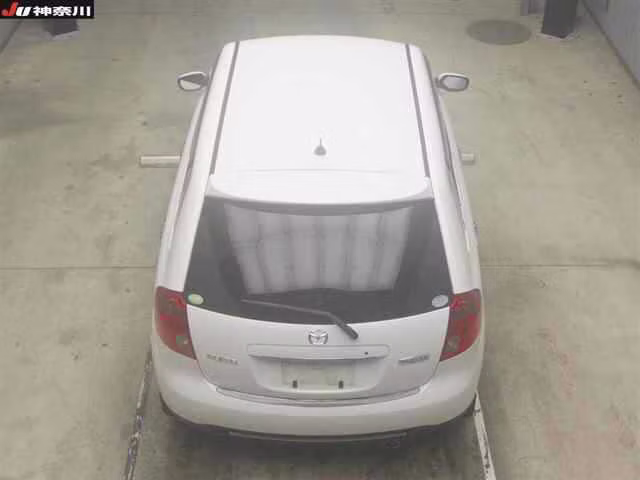 MAZDA VERISA