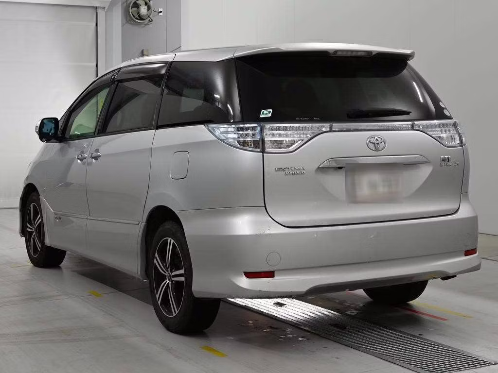 TOYOTA ESTIMA