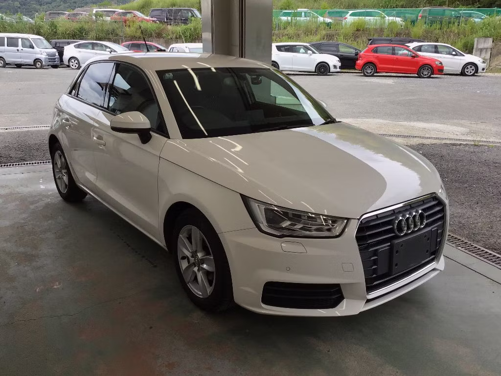 AUDI A1