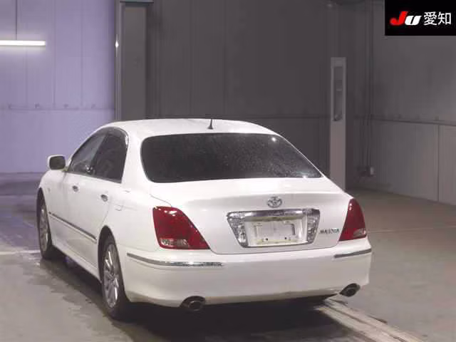 TOYOTA CROWN MAJESTA