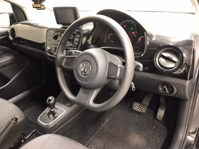 VOLKSWAGEN UP!