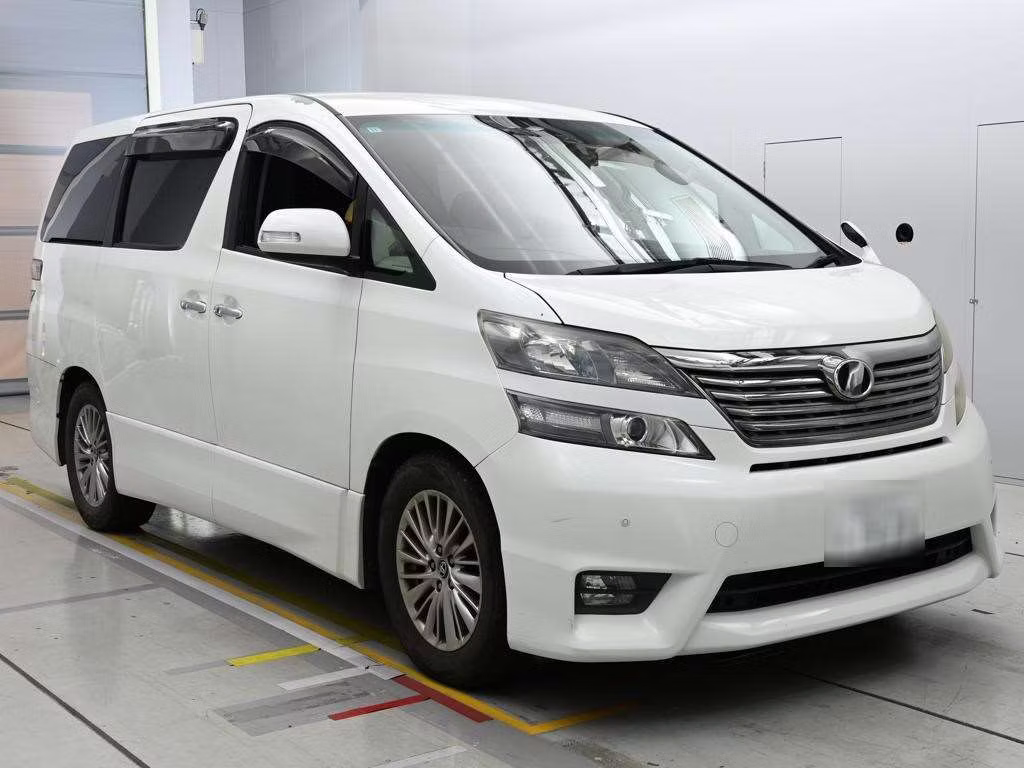 TOYOTA VELLFIRE