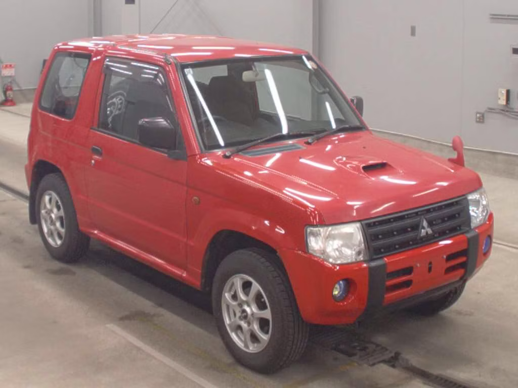 MITSUBISHI PAJERO MINI