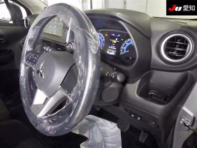 MITSUBISHI EK X