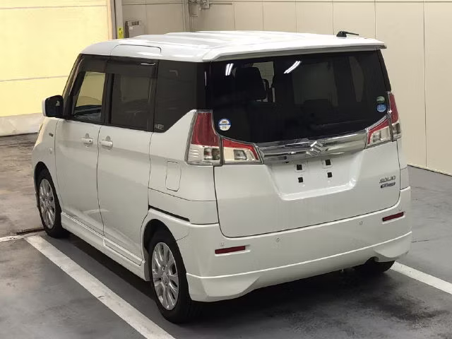 SUZUKI SOLIO