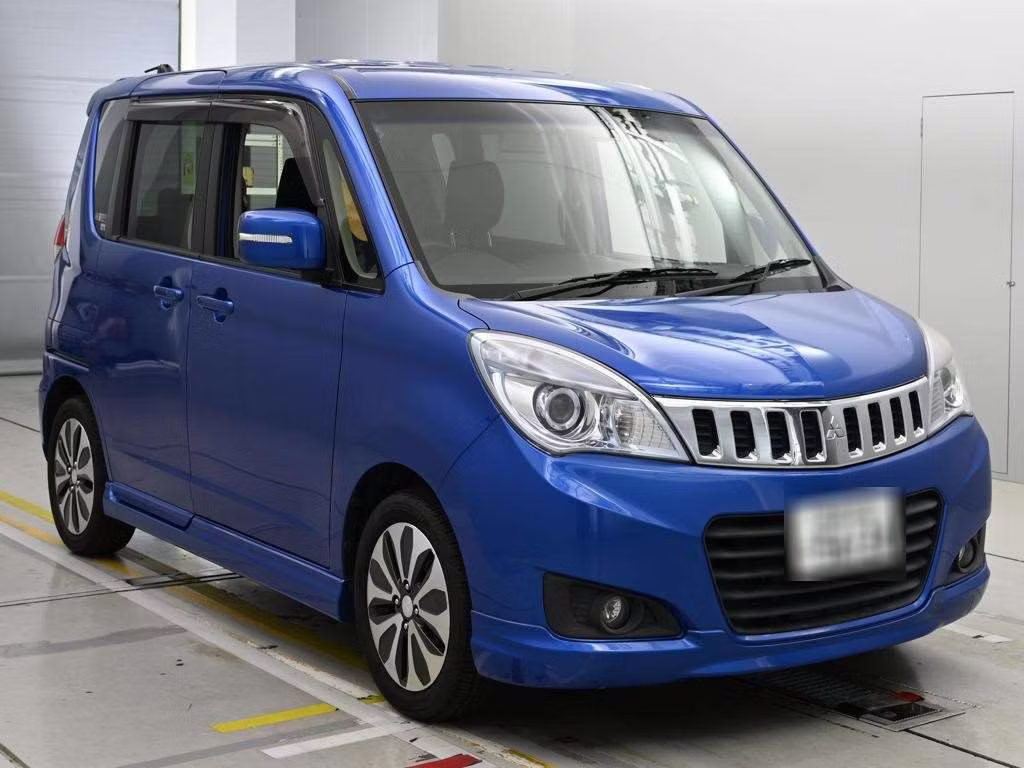 MITSUBISHI DELICA D:2