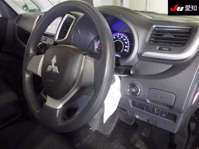 MITSUBISHI DELICA D:2