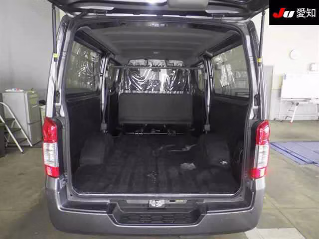 NISSAN CARAVAN