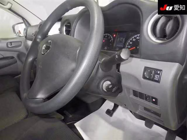 NISSAN CARAVAN